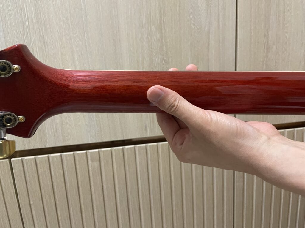 Wrong thumb position